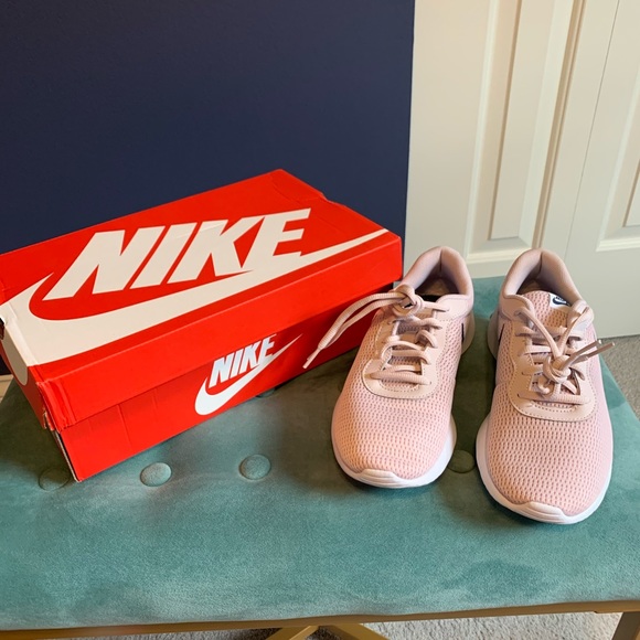 nike 6y size in women's